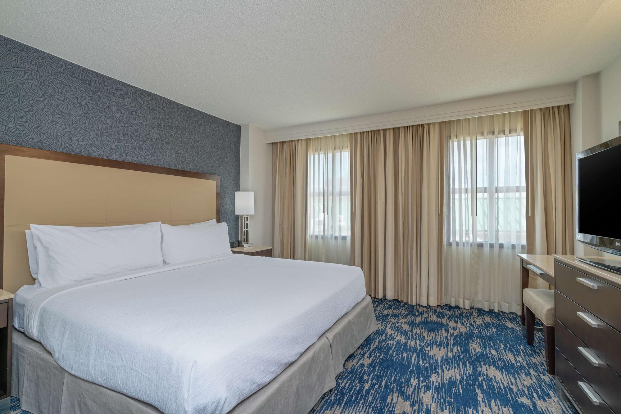 เอมบาสซีสวีท อเล็กซานเดรีย โฮลด์ทาวน์ โฮเต็ล Hotel ภายนอก รูปภาพ