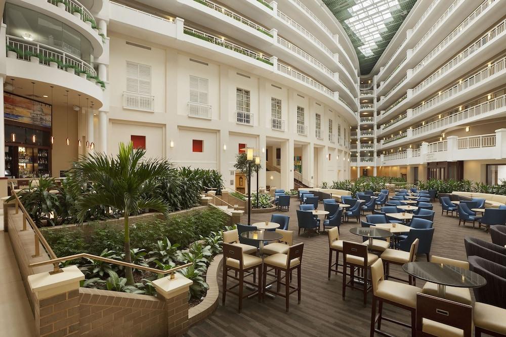 เอมบาสซีสวีท อเล็กซานเดรีย โฮลด์ทาวน์ โฮเต็ล Hotel ภายนอก รูปภาพ